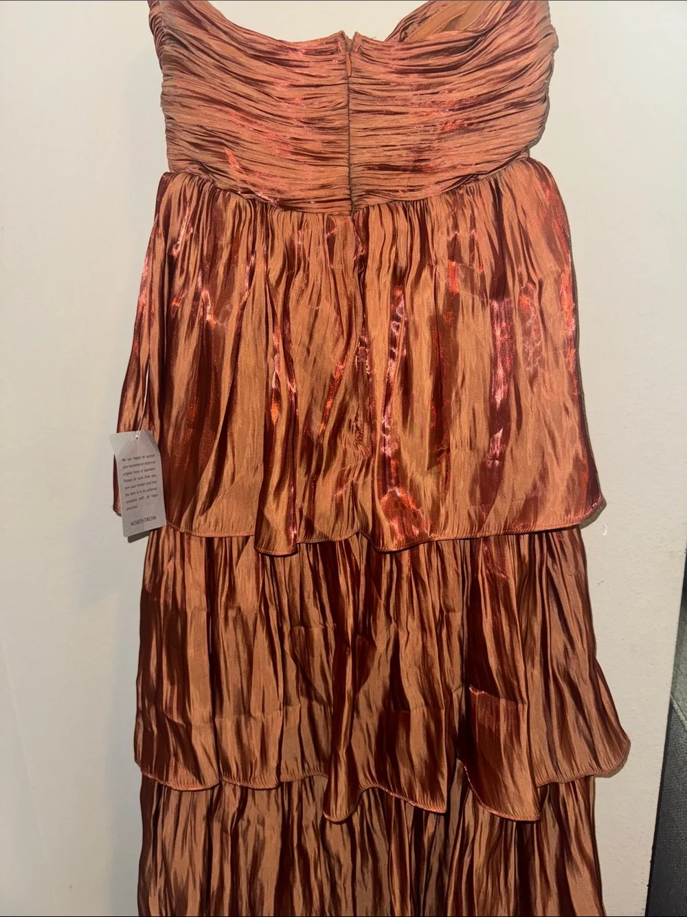 NWT Lulus Bella Strapless Tiered
Gown Sz Small - Picture 10 of 12